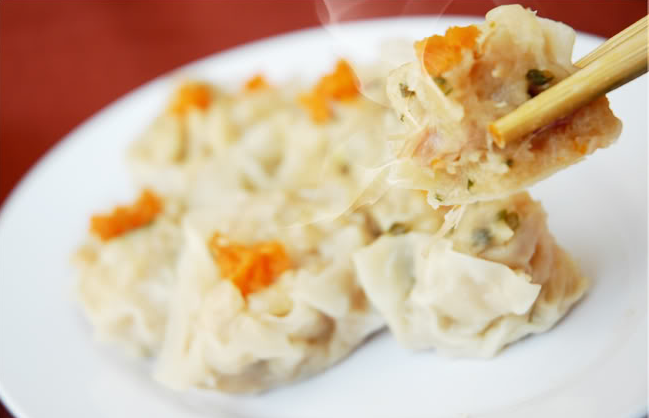 Masukkan tepung sagu dan tambahkan air sedikit demi sedikit. Resep : Siomay Udang Bergizi Untuk Hidangan Berbuka Puasa ...